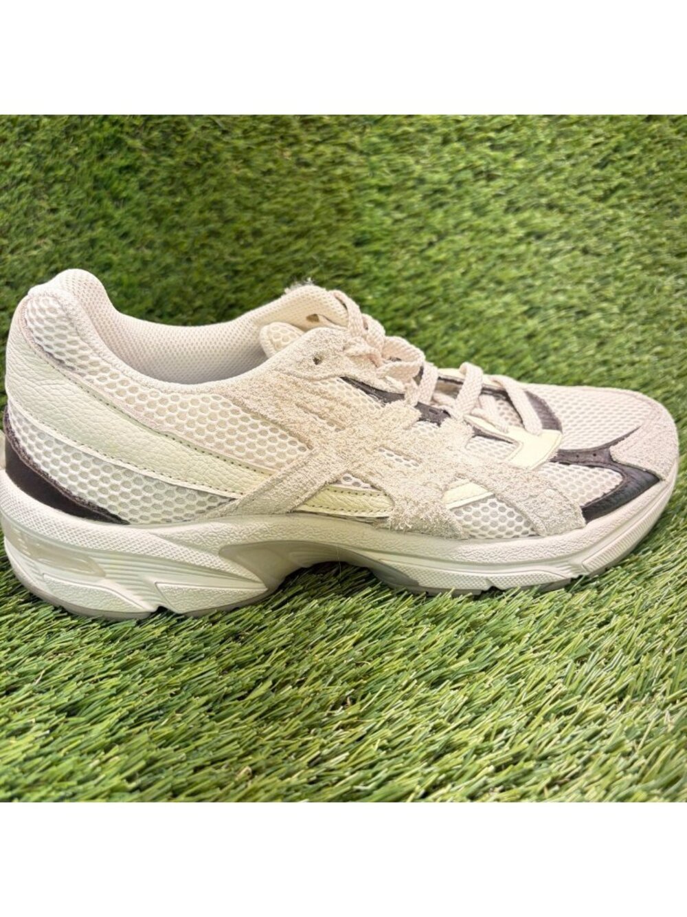 Asics Gel 1130 Hal Studios Glacier Mens Size 8.5 Ivory Running Shoes Sneakers